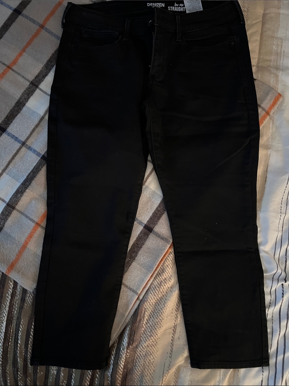 Denizen from Levi's Black Ankle Crop Straight Jeans